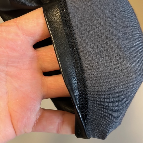 Wilfred Free Size S High-waisted Vegan Leather leggings - Picture 6 of 6